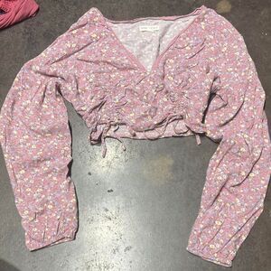 Aeropostale Women's multi color long sleeve Crop-top
